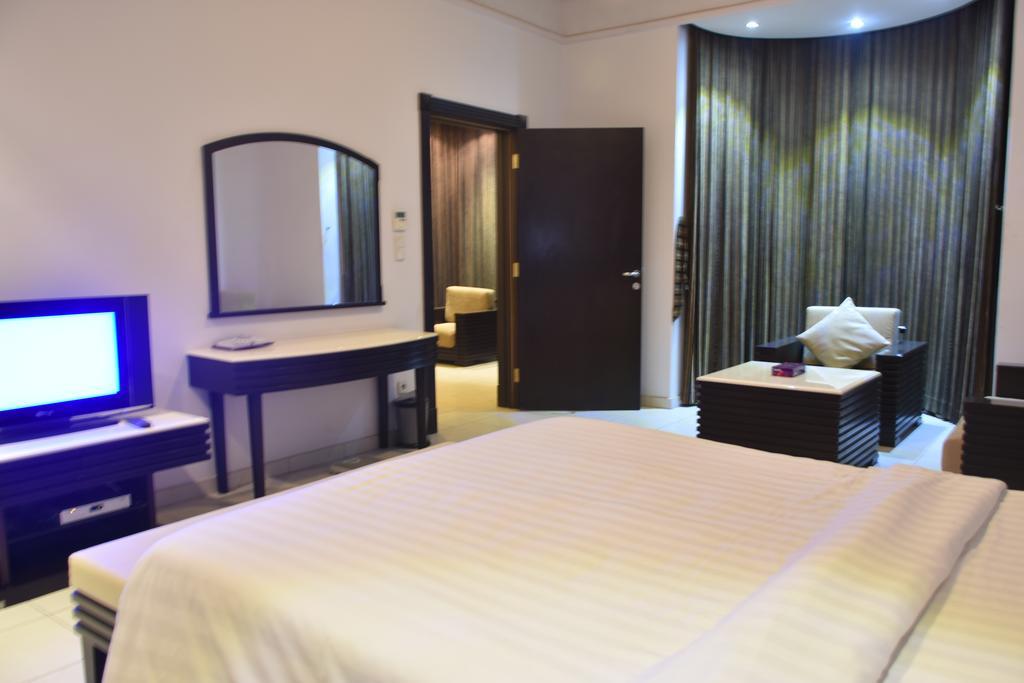 Al Tayyar Suites & Hotel Apartments - Ριάντ Εξωτερικό φωτογραφία